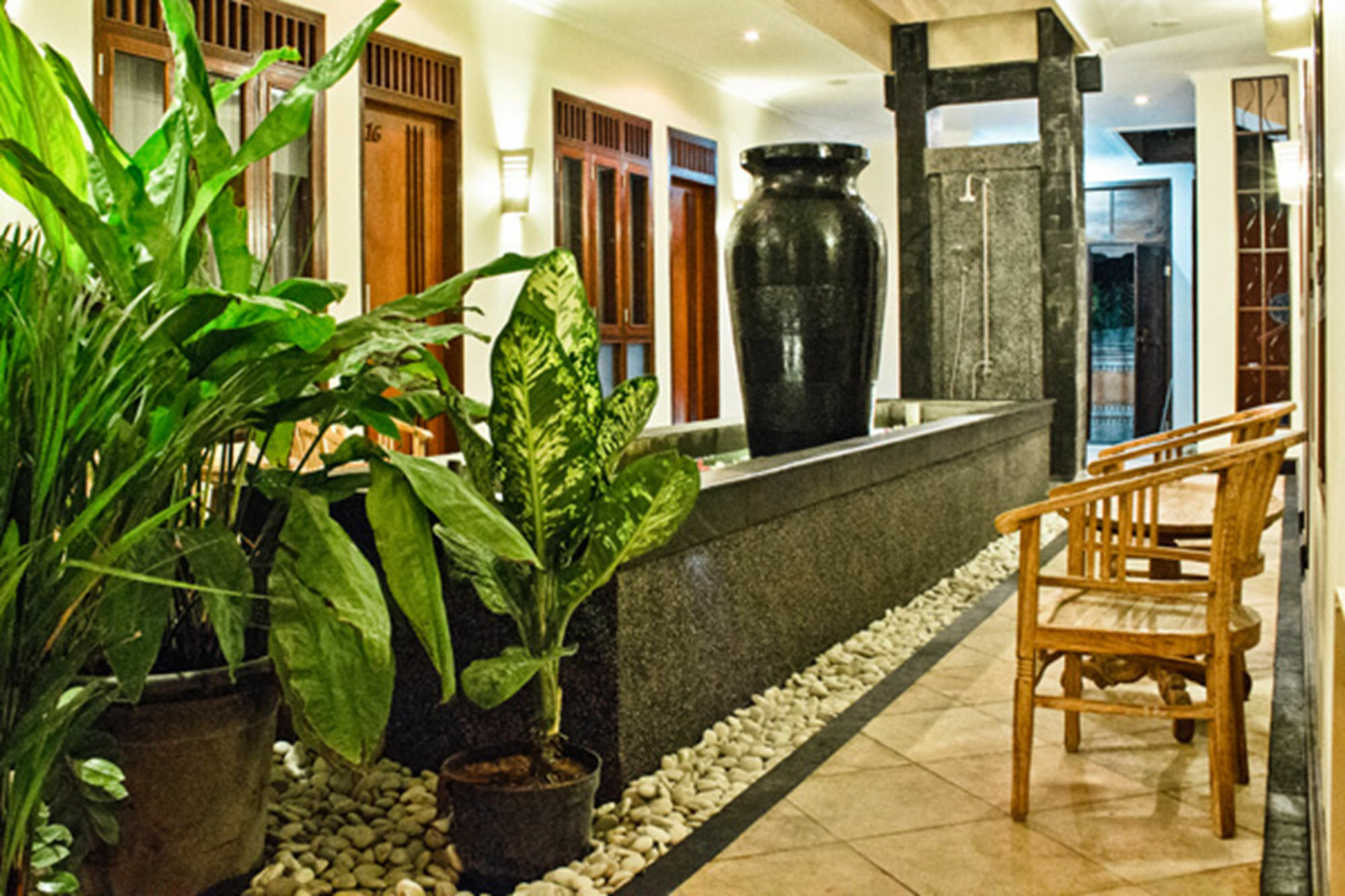 Kuta Ecostay Luaran gambar