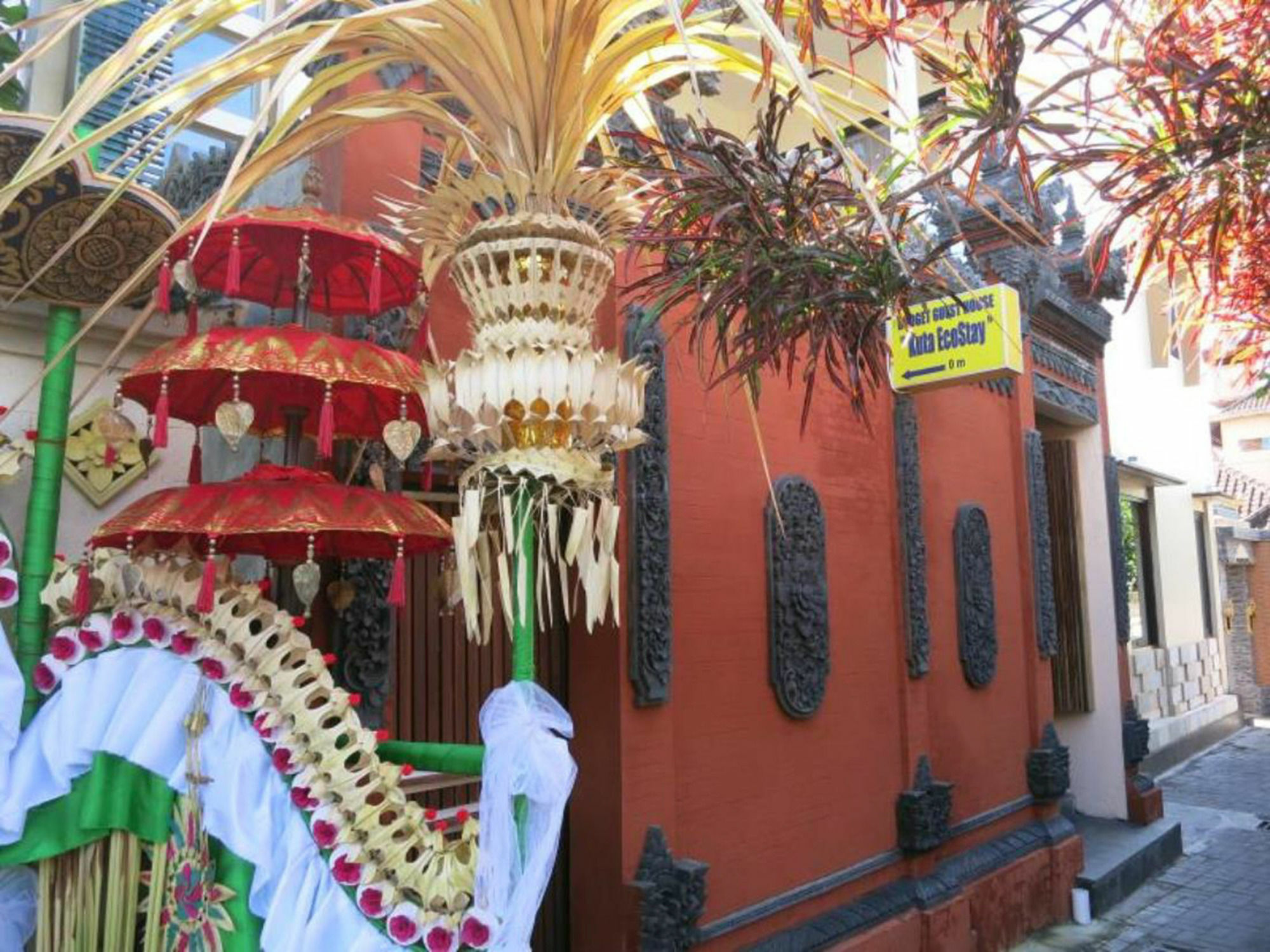 Kuta Ecostay Luaran gambar